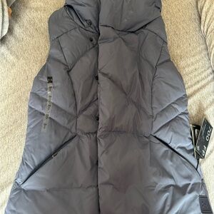 Under Armour Women's Puffer Vest - Dark Gray